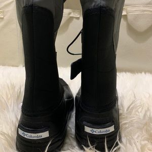 Boys Columbia snow ❄️ boots